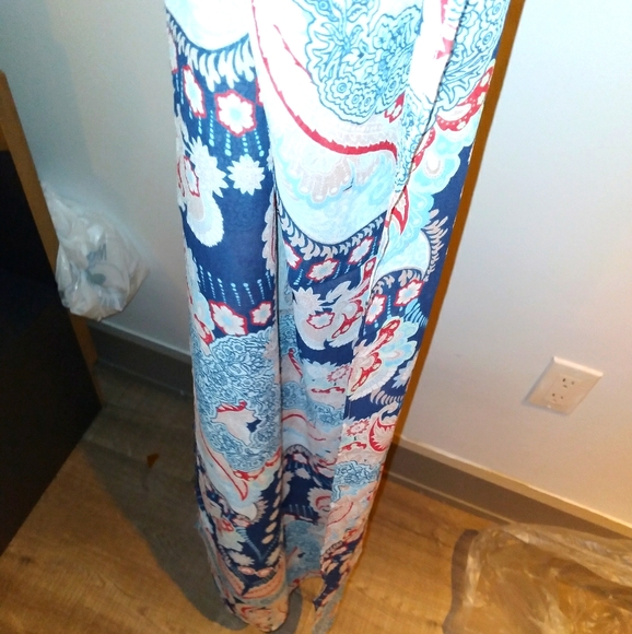 Britney Spears fav Designer Bob Hale Scarf - Picture 6 of 9